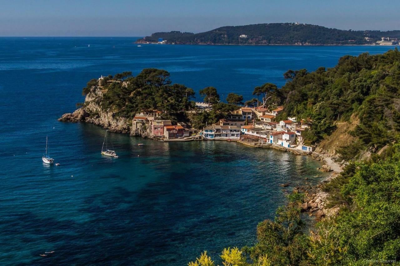 **** Beau T2 de 40 m2, jardin de 70m2, au calme, à 50 mètres de la plage Le Pradet Exterior foto